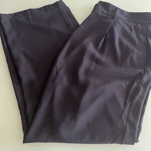 City Chic women pants size 16 Long straight and wide black pockets